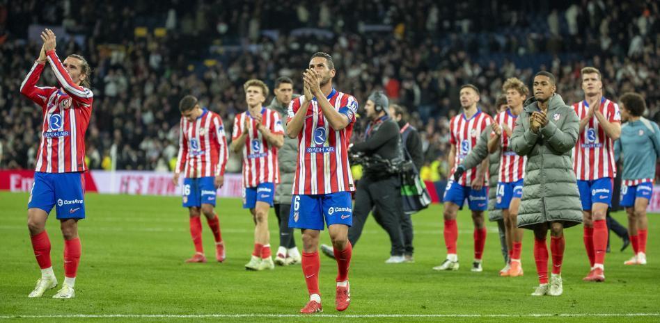 客战梅州建功，英博18岁小将杨铭锐斩获职业生涯首球（客场对阵梅州破门，英博18岁新星杨铭锐喜迎职业处子球）