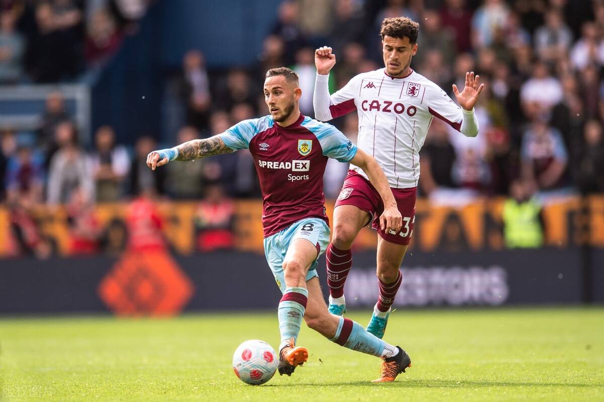 一胜难求！这支拥有意甲金靴英超金手套的球队，如今彻底沦为垫底（曾拥意甲金靴与英超金手套，这支球队如今难求一胜沦为副班长）