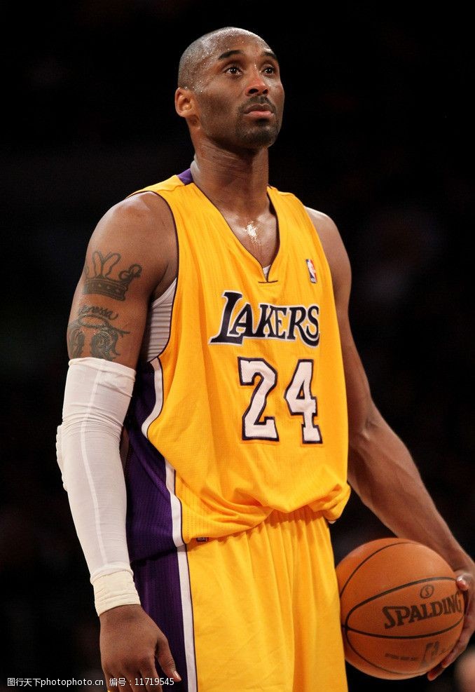 官方：鸟栖砂岩与主帅小菊昭雄续约至26／27赛季结束（鸟栖砂岩官宣与主帅小菊昭雄续约，合同至2026／27赛季末）