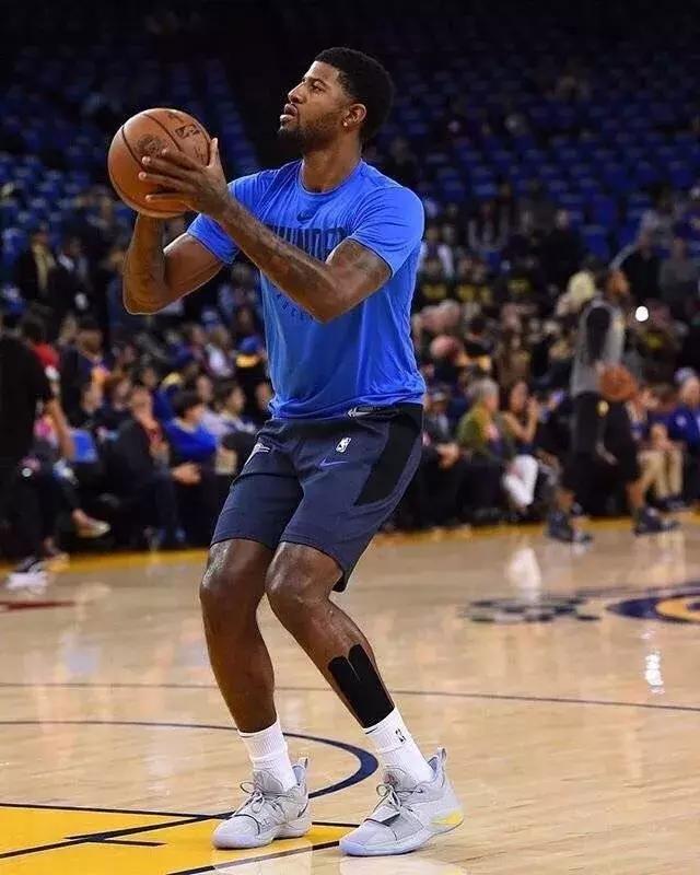 此前对阵拜仁时扭伤左膝，努诺-门德斯本周四恢复了训练（此前战拜仁左膝扭伤，努诺-门德斯已于周四复训）