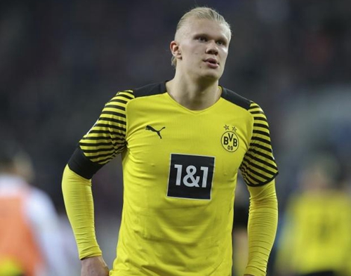 足球五大联赛最具效率前锋榜公布，黑马登顶（五大联赛前锋效率榜出炉，黑马夺魁）