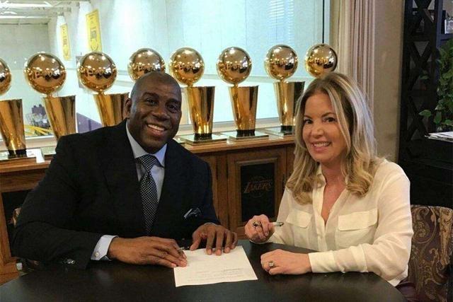 塞内加尔非洲杯大名单：雅克松、马内、海港旧将恩迪亚耶在列（塞内加尔公布非洲杯名单：马内领衔，雅克松与海港旧将恩迪亚耶入选）