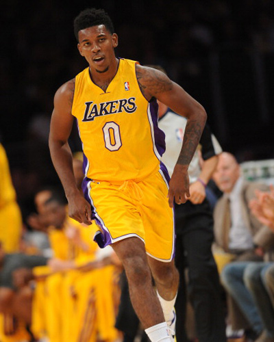 复出空砍39分！库里：我找回了状态 斯宾塞令我想起老队友杰克（复出39分仍难救主 库里：状态回来了 斯宾塞让我想起老队友杰克）