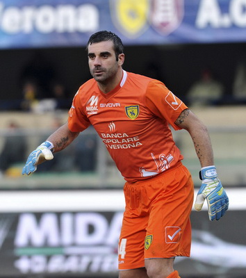 末节贡献12分 阿门：我们抢下篮板后快速推进 真正提速拉开比分（阿门末节12分：抢板后快速推进，提速扩大分差）