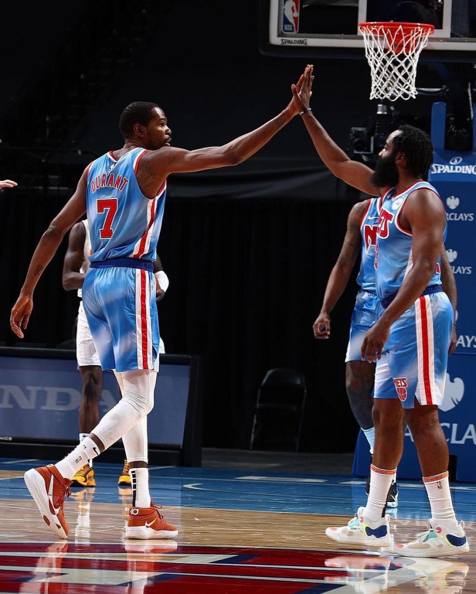 25球追平克雷斯波，劳塔罗升至阿根廷球员欧冠历史射手榜第三（劳塔罗欧冠25球追平克雷斯波，跻身阿根廷球员欧冠历史射手榜第3）