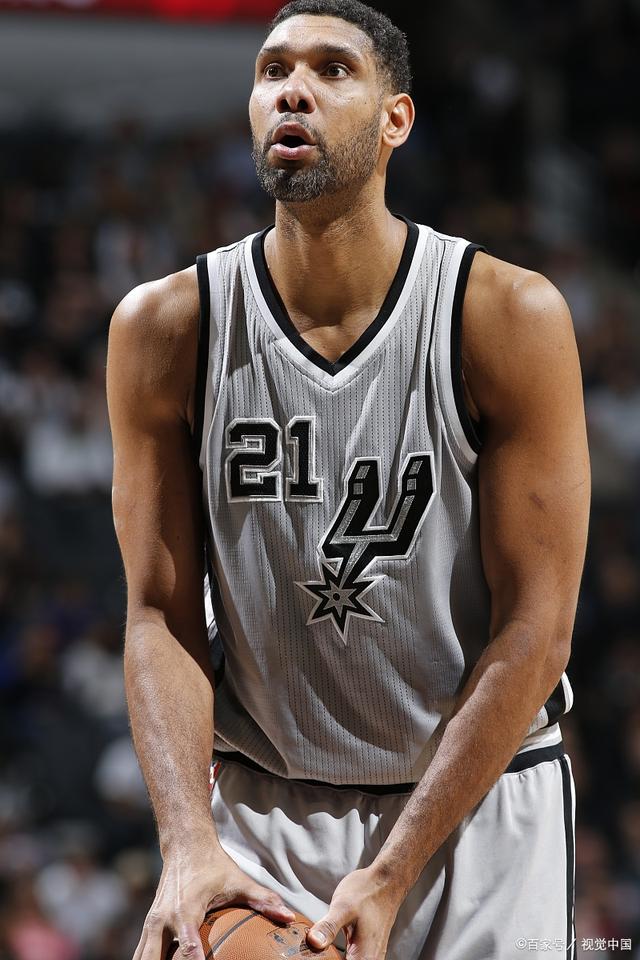 欧冠第六轮今晚开打9场，比分全预测，利物浦又要输球？（欧冠第六轮今夜9战打响：完整比分预测，利物浦会再输吗？）