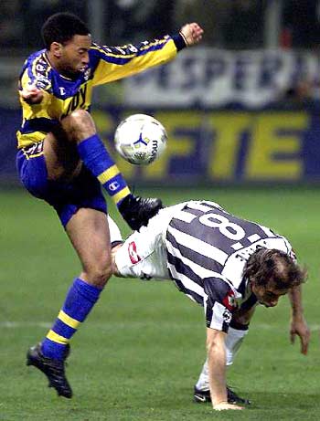 多哈国民新帅：安集延战术体系很成熟，尤其是定位球威胁很大（多哈国民新帅称：安集延战术成熟，定位球杀伤力十足）